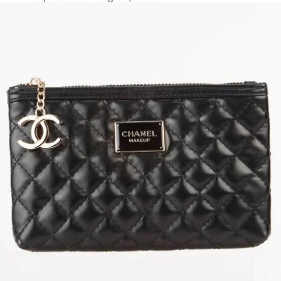 Chanel Black Quilted Cosmetic Case NIB GWP - Picture 1 of 9